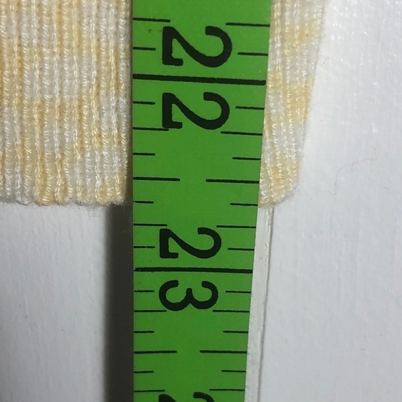 - Womens Yellow Sweater. SMALL 
Alfred Sung - Picture 7 of 8